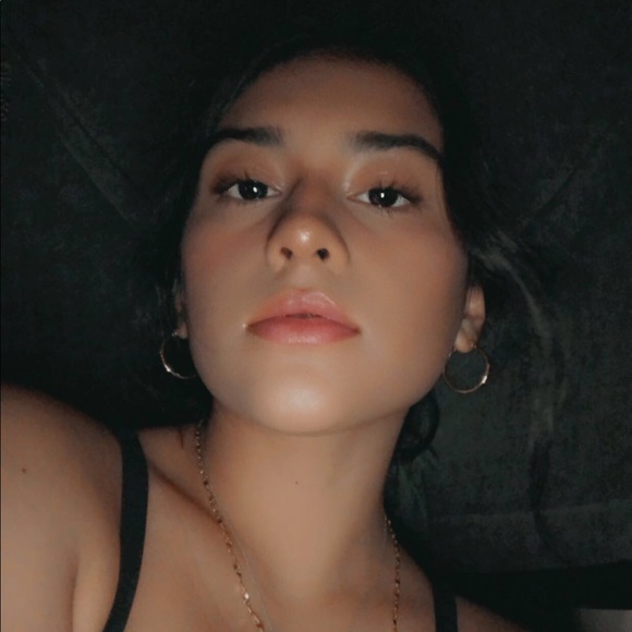 Meet your Posher, Jazmine - Picture 1 of 1